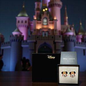 Disney x BaubleBar - NEW IN BOX Mickey Earrings